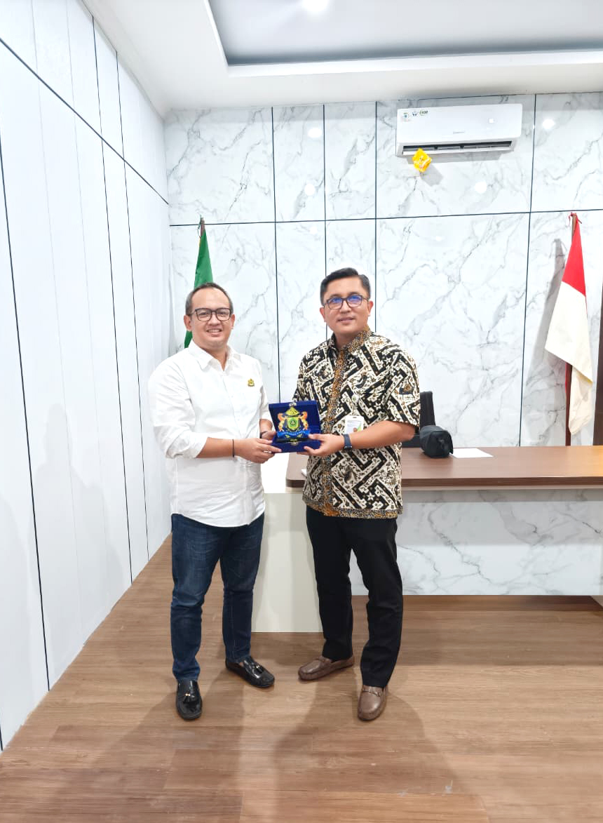 Audiensi Kapala BPJS TK dan Tim dengan Ketua KADIN Baru dan Ketua APINDO Kab Bogor di Ruang Ketua Kadin